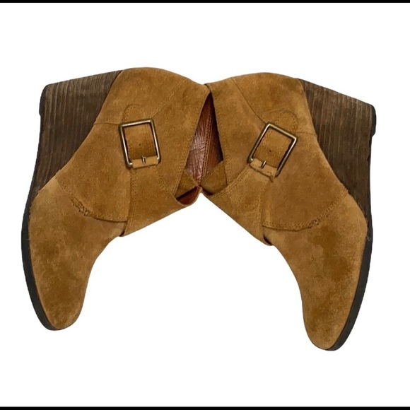 Lucky Brand Camel Tan Suede Buckle Wedge Ankle Booties - Picture 4 of 11
